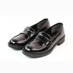 Soumia Chaussures Mocassin Pour Femme En Cuir brillant - Noir